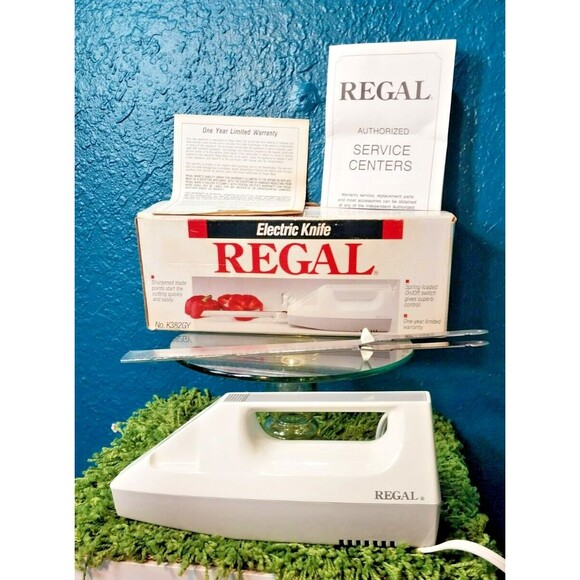 Regal Electric Knife V382 Serrated Steel Blades Works ORGINAL BOX. - Picture 1 of 7